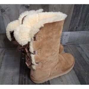 UGG Bailey Bow II Tall Chestnut Boots Fixed Ribbon Bows Plush Sheepskin lining